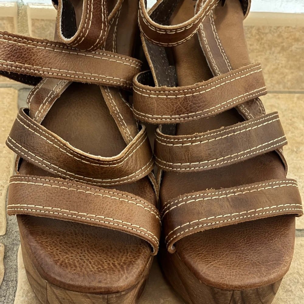 Elegant Brown Strappy Wedge Sandals